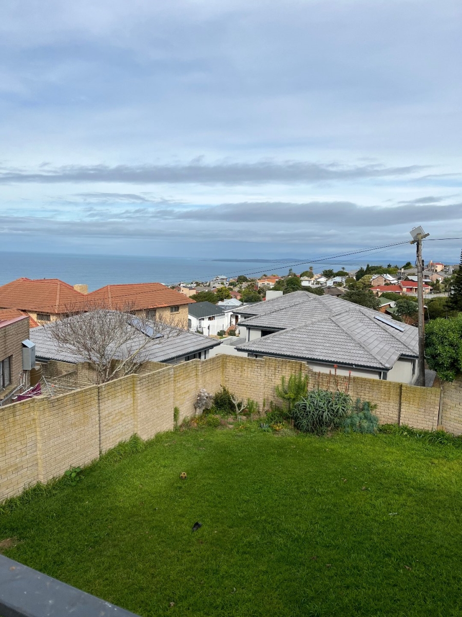 3 Bedroom Property for Sale in Dana Bay Western Cape